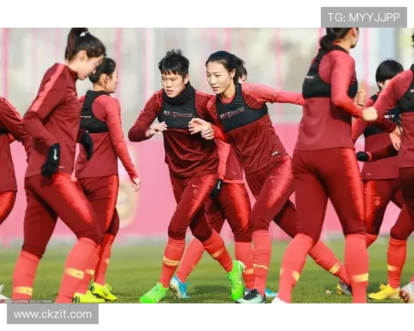 中国女足飞抵悉尼开启备战训练